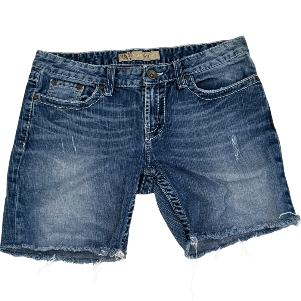 Buckle BKE Blue Jean Shorts Distressed Cut-Offs ladies size 29 regular